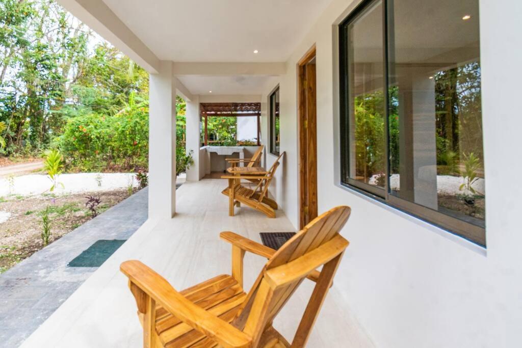 Surfside Apartments - Mal Pais Malpais Exterior photo